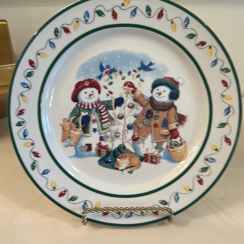 LONGABERGER 1999 FLURRY AND SNOWBALL CHRISTMAS PLATE